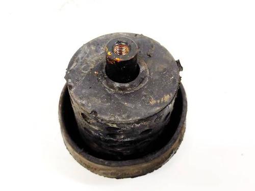 Used Engine mount Engine mount VW PASSAT B3/B4 Variant (3A5, 35I) 1.9 TDI (90 hp) 32939800 32939800