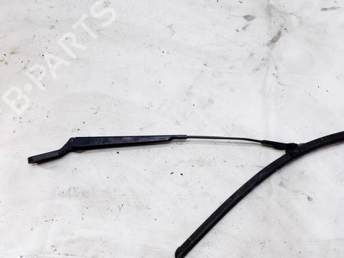 front-windshield-wiper-arm-mercedes-benz-c-class-w203-2000-2001-2002-2003-2004-2005-2006-2007-33520999 main image