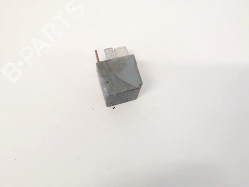 Used Electronic sensor Electronic sensor MERCEDES-BENZ CLK (C209) CLK 320 (209.365) (218 hp) 33064838 33064838