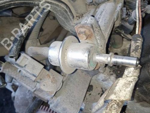 Injection rail MAZDA 2 (DY) 1.2 (DY3W) | BP35222852M98 - Image 2