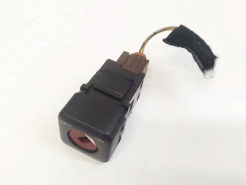 switch-citroen-c3-pluriel-hb_-2003-32603973 main image