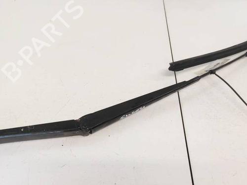 Used Front windshield wiper arm Front windshield wiper arm VOLVO XC90 I (275) T6 AWD (272 hp) 32953893 32953893