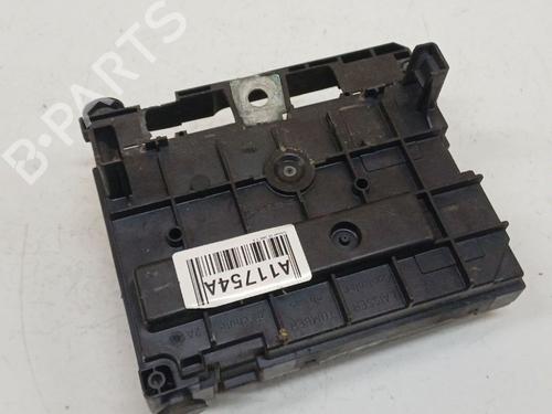 Fuse box CITROËN C5 III (RD_) 1.6 HDi 110 (RD9HZC) | BP39967837E1 - Image 3