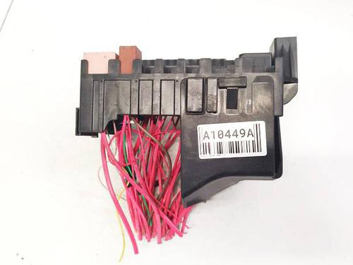 Used Fuse box Fuse box RENAULT LAGUNA III (BT0/1) 1.5 dCi (BT00, BT0A, BT0T, BT1J) (110 hp) 32576092 32576092