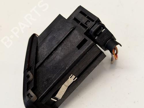 Warning switch AUDI A4 B8 (8K2) 2.0 TDI | BP36313157I22 - Image 3