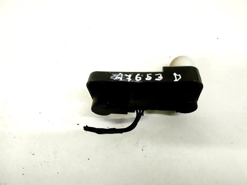 lamp-holder-volvo-v50-545-2003-2004-2005-2006-2007-2008-2009-2010-2011-2012-35458222 main image