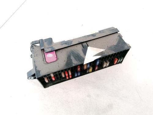 Used Fuse box Fuse box VW TOURAN (1T1, 1T2) 2.0 TDI 16V (140 hp) 32877949 32877949