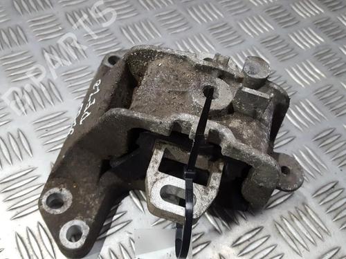 Used Engine mount Engine mount PEUGEOT 407 (6D_) 1.6 HDi 110 (6D9HZC, 6D9HYC) (109 hp) 33498045 33498045