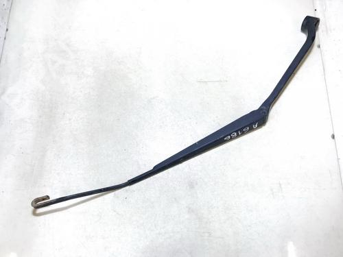 front-windshield-wiper-arm-toyota-rav-4-ii-_a2_-2000-2001-2002-2003-2004-2005-33071794 main image