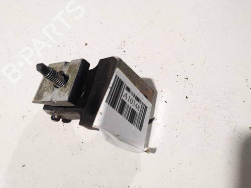 hingedoor-check-strap-audi-a4-b5-8d2-1994-1995-1996-1997-1998-1999-2000-2001-32580280 main image