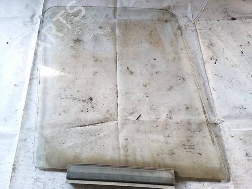 Used Front right door window Front right door window MERCEDES-BENZ SPRINTER 2-t Bus (B901, B902) 212 D (902.471, 902.472) (122 hp) 35267156 35267156