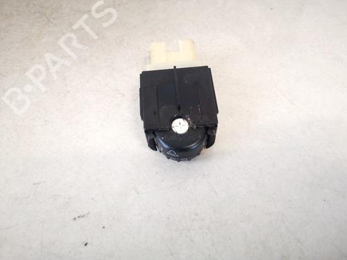 Used Switch Switch TOYOTA YARIS (_P9_) 1.4 D-4D (NLP90_, NLP90R) (90 hp) 35454289 35454289