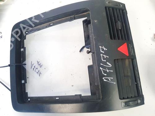 air-vent-vw-touran-1t1-1t2-2003-2004-2005-2006-2007-2008-2009-2010-2011-32895963 main image