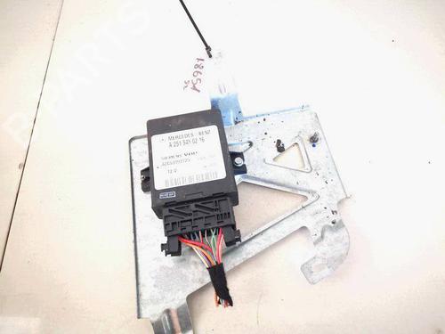 Used Electronic module Electronic module MERCEDES-BENZ R-CLASS (W251, V251) R 320 CDI 4-matic (251.022, 251.122) (224 hp) 32933446 32933446