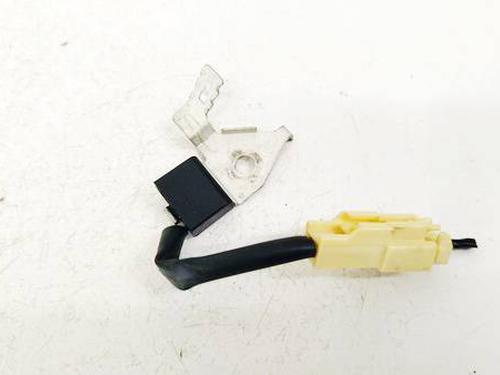 Used Electronic sensor Electronic sensor TOYOTA COROLLA Verso (ZER_, ZZE12_, R1_) 2.2 D-4D (AUR10_, AUR10R) (136 hp) 32575512 32575512