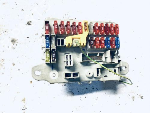 Used Fuse box Fuse box ROVER 25 I Hatchback (RF) 2.0 iDT (101 hp) 33085889 33085889