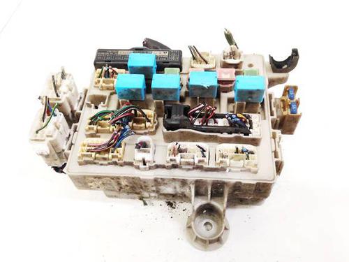Used Fuse box Fuse box 32936705 32936705