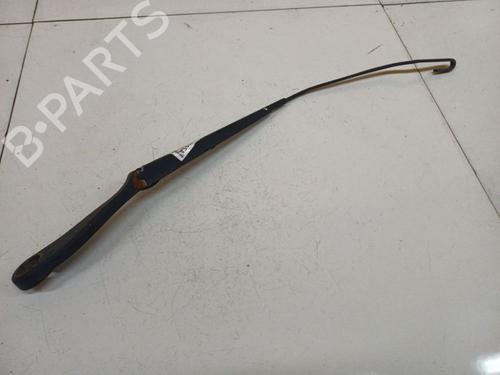 Used Front windshield wiper arm Front windshield wiper arm 37190672 37190672