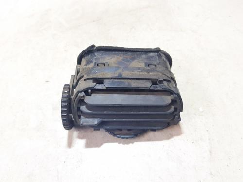 Used Air vent Air vent MAZDA 626 IV Hatchback (GE) 2.0 D GLX Comprex (GEFP) (75 hp) 33525228 33525228