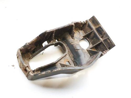 Used Front bumper bracket Front bumper bracket 38582086 38582086