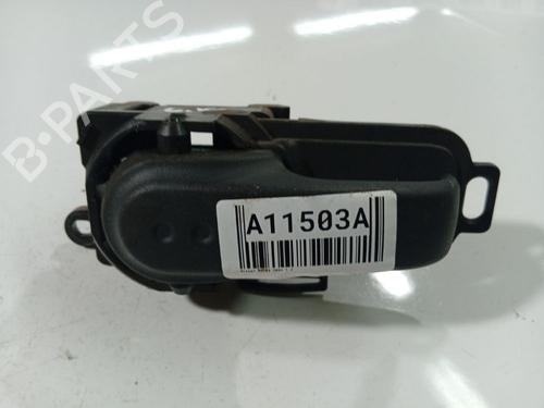 Poignée intérieure arrière gauche Poignée intérieure arrière gauche NISSAN MICRA III (K12) 1.2 16V (80 hp) 36760383 36760383