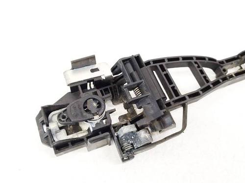 front-left-exterior-door-handle-ford-focus-iii-2010-2011-2012-2013-2014-2015-2016-2017-2018-2019-2020-35001491 main image