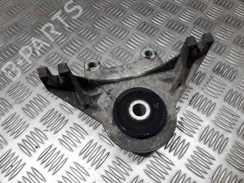 Used Engine mount Engine mount FIAT STILO (192_) 1.9 D Multijet (100 hp) 33501628 33501628