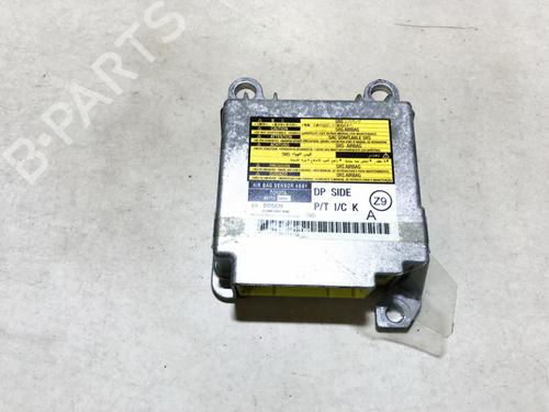 Used ECU airbags ECU airbags LEXUS IS II (_E2_) 220d (ALE20) (177 hp) 33062680 33062680