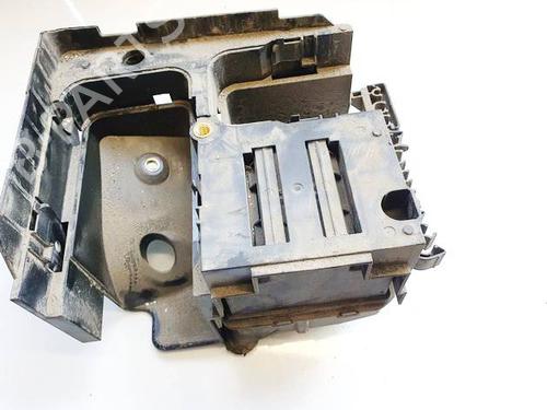 Fuse box VW PASSAT B7 (362) 2.0 TDI | BP37009313E1 - Image 2