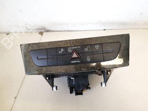 Used Warning switch Warning switch MERCEDES-BENZ E-CLASS (W211) E 220 CDI (211.006) (136 hp) 35265982 35265982