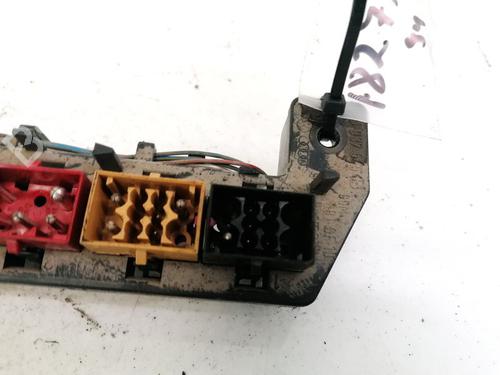 Fuse box AUDI A4 B5 (8D2) 1.9 TDI | BP32913084E1 - Image 3