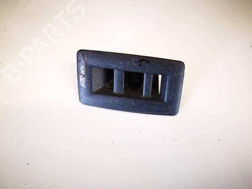 Difusor / Saída de ar Difusor / Saída de ar VW GOLF IV (1J1) 1.4 16V (75 hp) 32567651 32567651