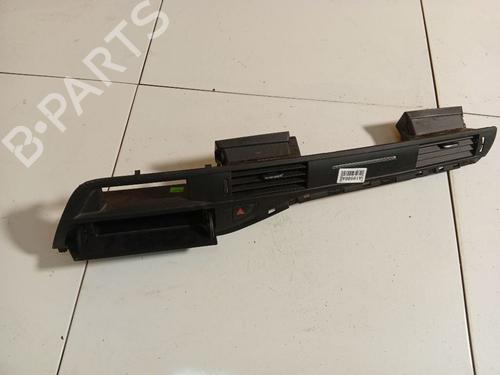 Used Air vent CITROËN C5 III (RD_) 2.0 HDi (RDRHD8, RDRHDJ, RDRHR8, RDRHRJ) (136 hp) 32538437