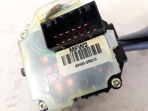 Warning switch HYUNDAI i30 Estate (FD) 1.6 CRDi | BP35393594I22 - Image 3