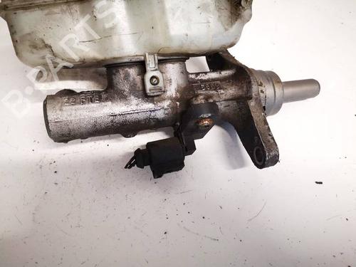 Used Brake master cylinder Brake master cylinder 35190011 35190011