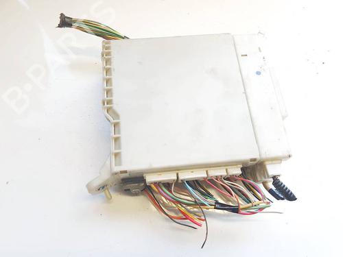 Used Fuse box Fuse box LEXUS IS II (_E2_) 220d (ALE20) (177 hp) 32965401 32965401