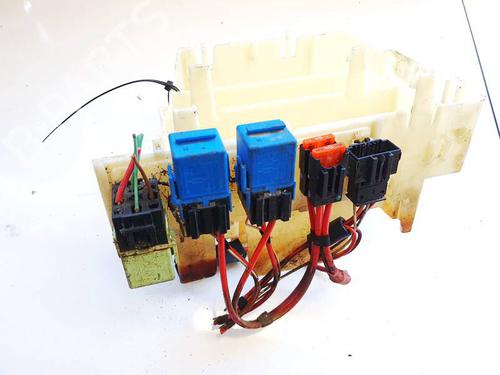 Used Fuse box BMW X5 (E70) 4.8 i xDrive (355 hp) 32957521