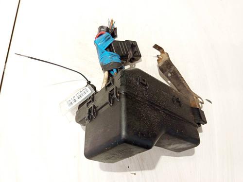 Used Fuse box Fuse box TOYOTA COROLLA Verso (ZER_, ZZE12_, R1_) 2.0 D-4D (CUR10_, CUR10R) (116 hp) 32553256 32553256