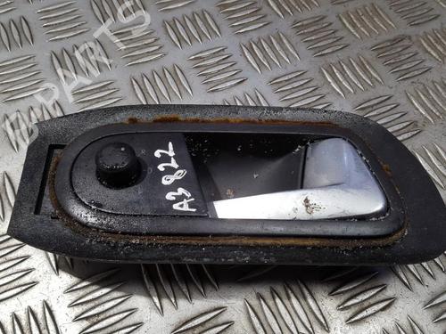 Used Front right interior door handle Front right interior door handle 35707859 35707859