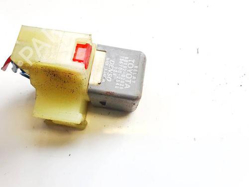 other-toyota-previa-ii-_r3_-2000-2001-2002-2003-2004-2005-2006-32939024 main image