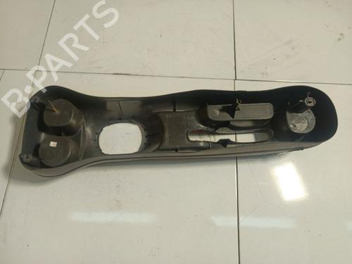 Middle console TOYOTA YARIS (_P1_) 1.3 (SCP12_, SCP13_, SCP12R, SCP13R) | BP34836490I22 - Image 4