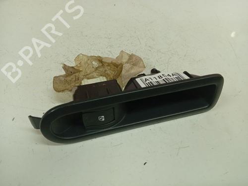 Used Switch Switch RENAULT SCÉNIC II (JM0/1_) 1.9 dCi (JM14) (131 hp) 40276373 40276373