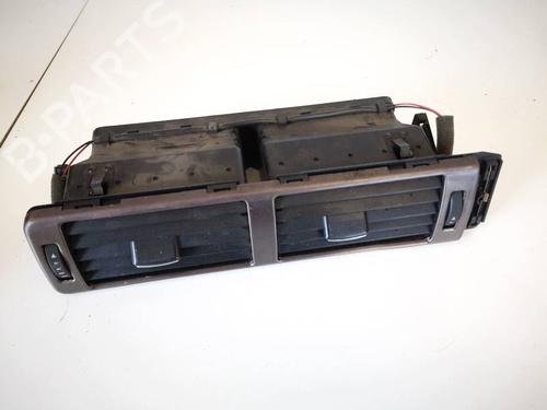 air-vent-audi-a6-c5-4b2-4b4-1997-1998-1999-2000-2001-2002-2003-2004-2005-32959728 main image