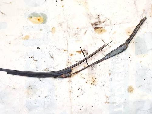 Used Front windshield wiper arm Front windshield wiper arm 32938240 32938240