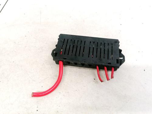 fuse-box-volvo-s80-i-184-1998-1999-2000-2001-2002-2003-2004-2005-2006-2007-2008-32889388 main image