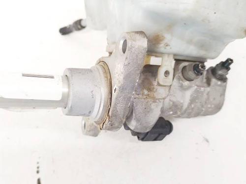 Brake master cylinder VW PASSAT B6 (3C2) 2.0 TDI | BP35009947M77 - Image 3