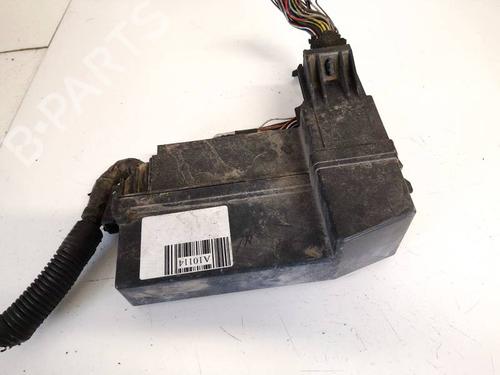 Used Fuse box Fuse box LEXUS IS II (_E2_) 220d (ALE20) (177 hp) 32590502 32590502