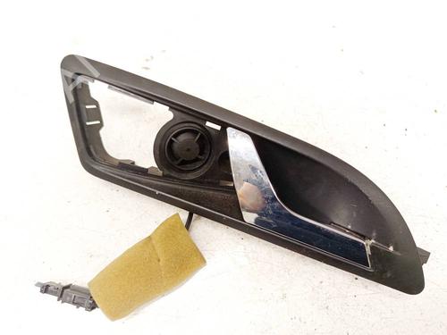 Used Front right interior door handle Front right interior door handle 34739448 34739448
