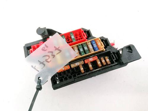 fuse-box-audi-a5-8t3-2007-2008-2009-2010-2011-2012-2013-2014-2015-2016-2017-32919495 main image