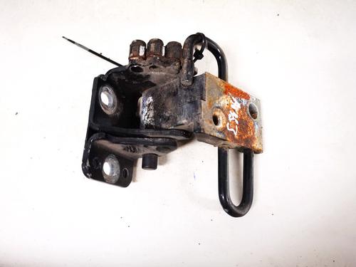 hingedoor-check-strap-audi-a6-c5-4b2-4b4-1997-1998-1999-2000-2001-2002-2003-2004-2005-33082317 main image